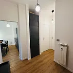 Apartment Cassala 45 - Di Design Ristrutturato, 2 Camere, Navigli Mailand