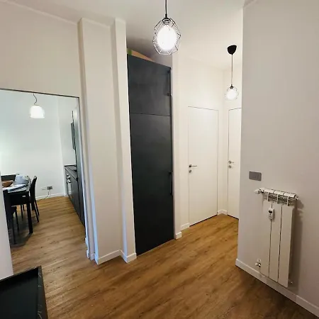 Lejlighed Cassala 45 - Di Design Ristrutturato, 2 Camere, Navigli Milano